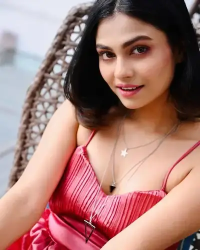 Escort Service Lower Parel